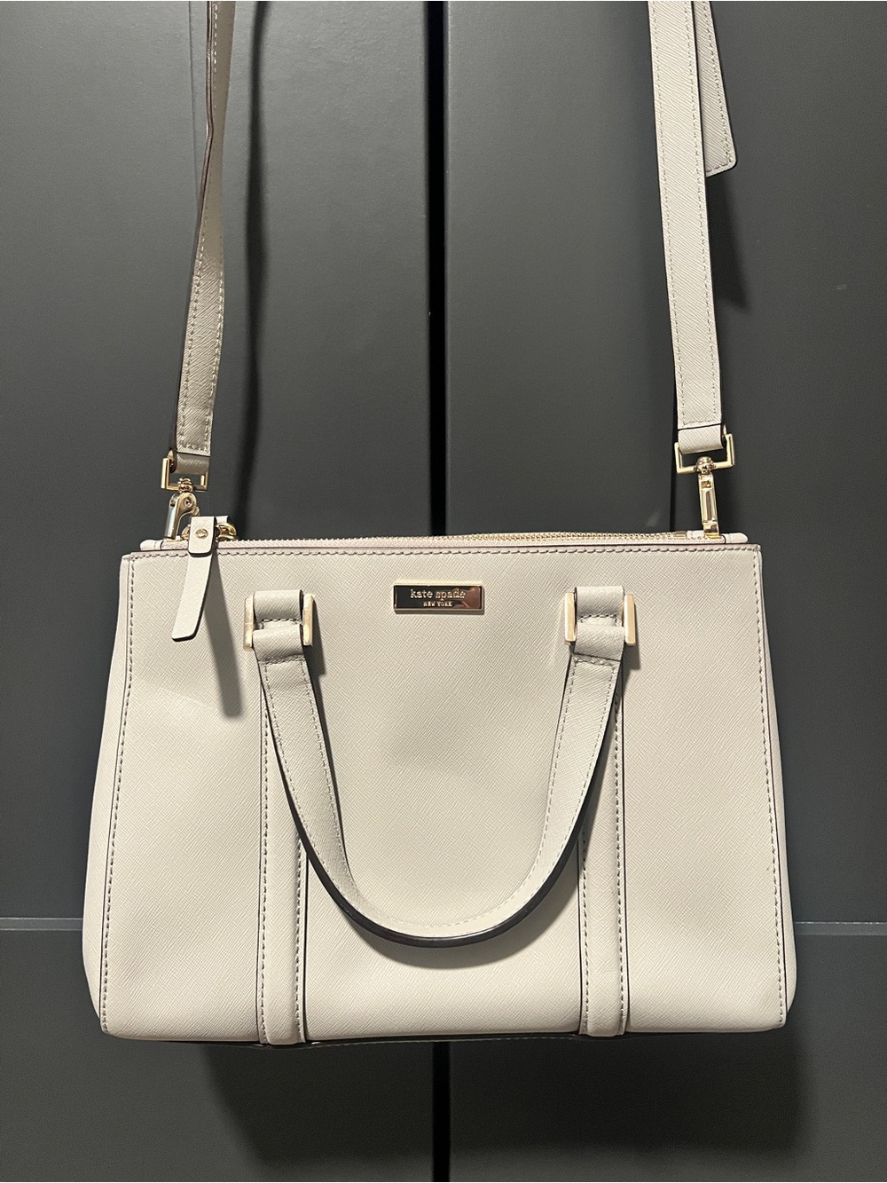 NWOT Kate Spade Saffiano Newbury Lane satchel/crossbody bag light gray
